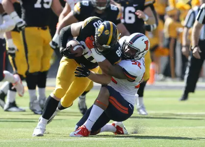 TJ Neal - Illinois at Iowa - 2015