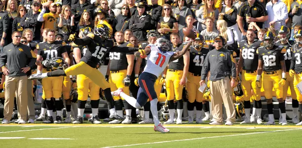 Malik Turner - Illinois vs. Iowa - 2015