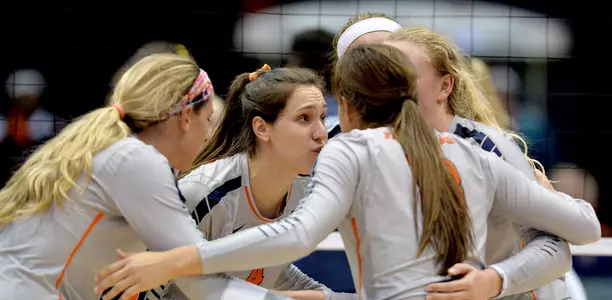Team Huddle - Illinois Volleyball vs. Penn State - 2015