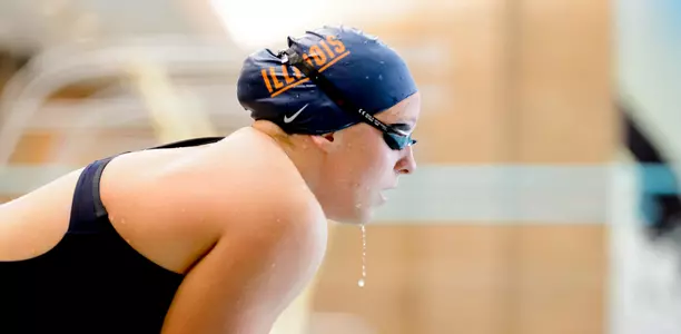 Bella Schamber Illinois Swimming & Diving Team - 2015