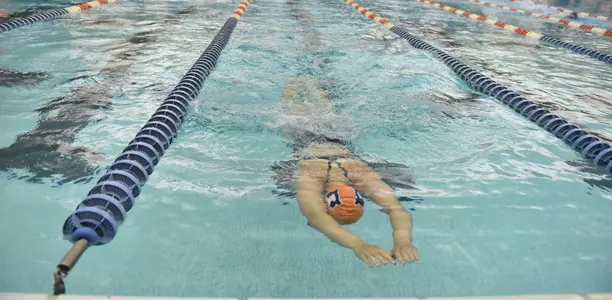 Fighting Illini Dual Meet Spectacular underwater pic