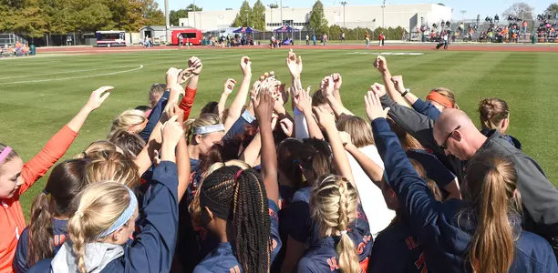 Team Huddle Illinois Soccer vs. Nebraska - 2015