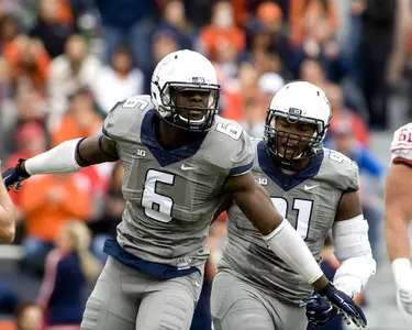 NCAA Football: Wisconsin at Illinois