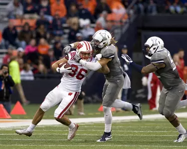 Taylor Barton - Wisconsin at Illinois - 2015