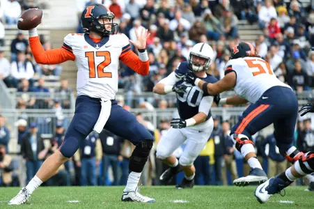 NCAA Football: Illinois at Penn State - Wes Lunt