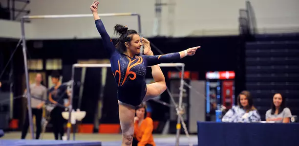 Lizzy Leduc - Illinois Women's Gymnastics Exhibition - 2015-16