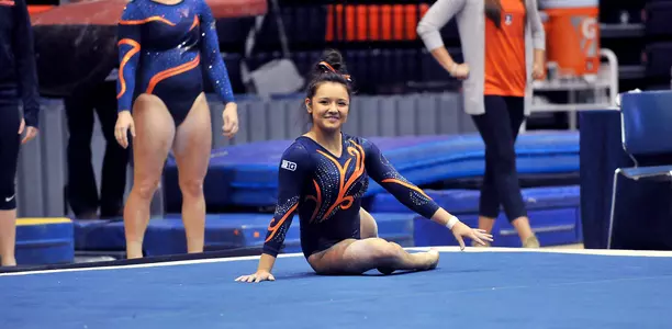 Lizzy Leduc - Illinois Women's Gymnastics Exhibition - 2015-16