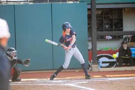 Leigh Farina, Georgia, bat