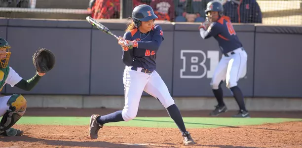 Ruby Rivera, NDSU, bat