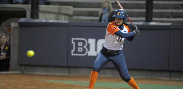 Brittany Sanchez, Minnesota, bat