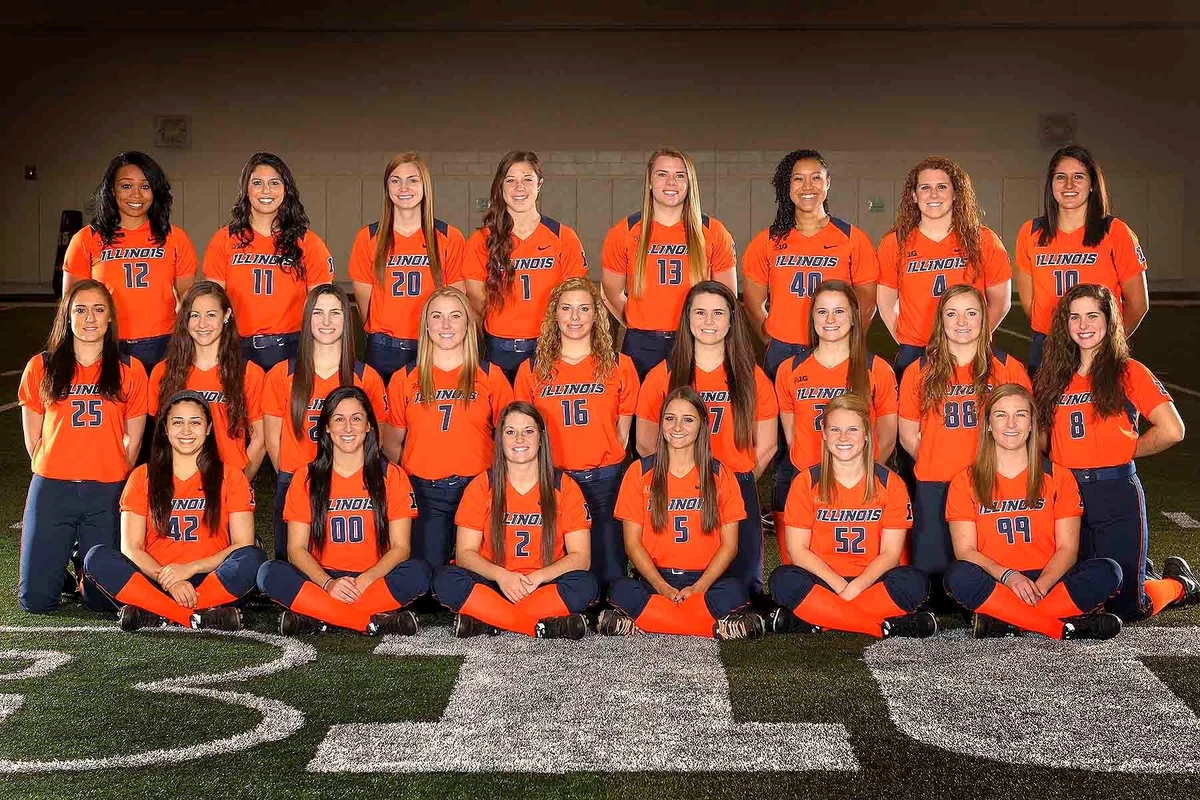 2015 Softball Team Photo
