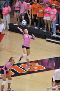 Julia Conard, Indiana, pink, serve