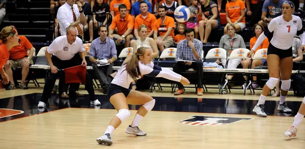 Danielle Davis, LBSU, dig
