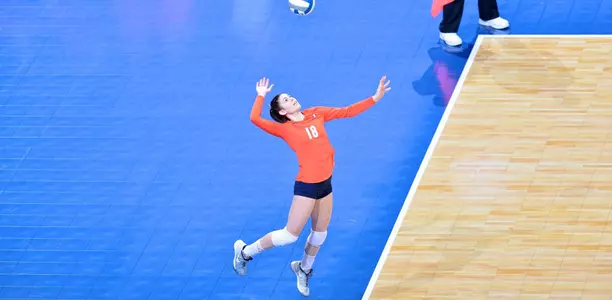 Allison Palmer, Florida, NCAA, serve
