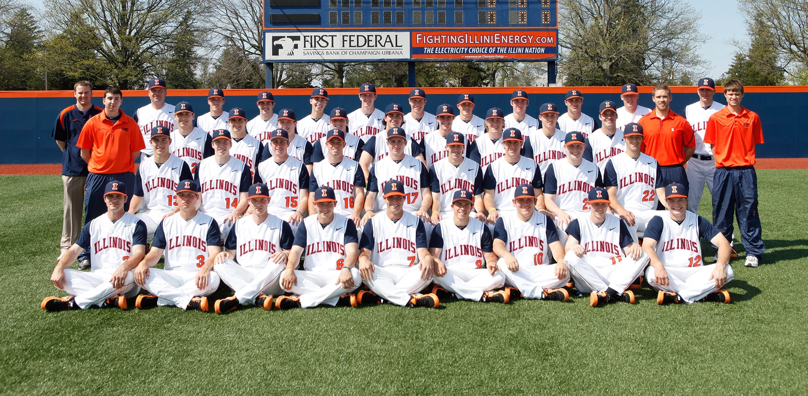 Illinois Baseball Team - 2013