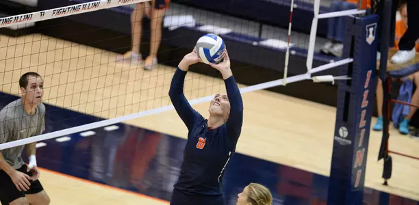 Alexis Viliunas - Illinois Volleyball Scrimmage 2015