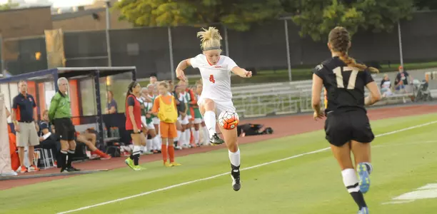Sarah Warren - Illinois Soccer vs. Oakland 2015