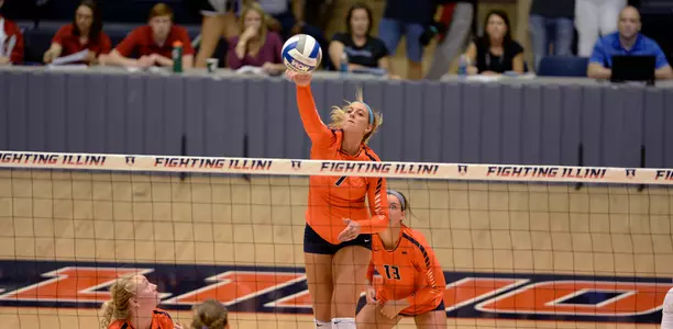 Jocelynn Birks Illinois Volleyball vs. Miami Ohio - 2015