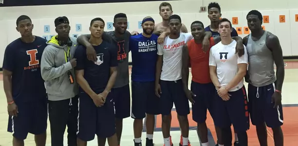 Deron Williams with 2015-16 Illini