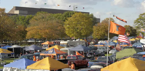 Tailgating at Illinois Football 2013