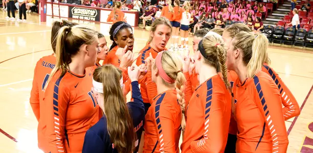 Team Huddle - Illinois vs. Arizona state - 2015