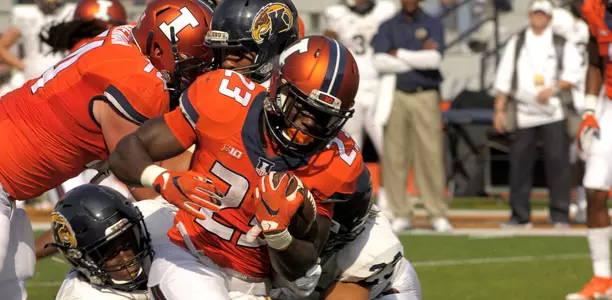 Henry Enyenihi - Illinois Football vs. Kent State - 2015