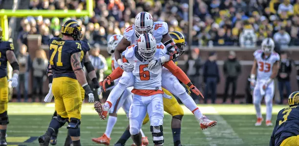 Carroll Phillips Dawuane Smoot - Illinois vs. Michigan - October 22, 2016