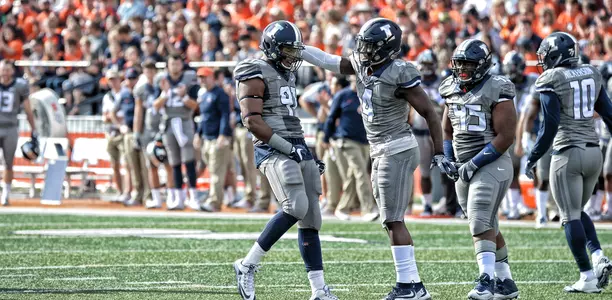 Dawuane Smoot Celebrate - Illinois vs. Minnesota - October 29, 2016