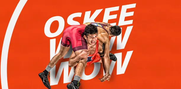 2016-17 Illinois Wrestling 2000x980 - Isaiah Martinez