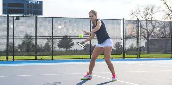 WTen Dani Pedraza Novak 16-17 1