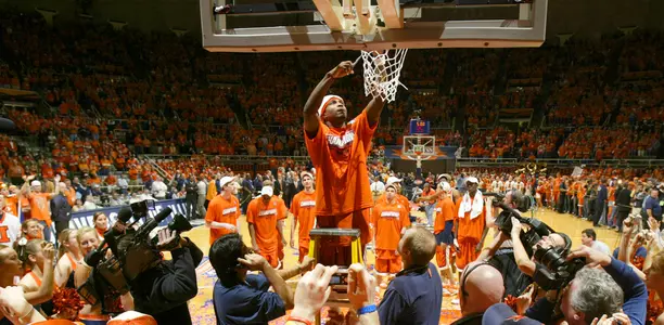 Dee Brown Net Cutting 2005