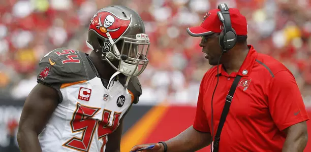 NFL: St. Louis Rams at Tampa Bay Buccaneers - Hardy Nickerson