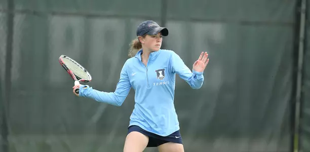 Alexis Casati Women's Tennis 2015-16