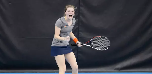 Alexis Casati Women's Tennis 2015-16