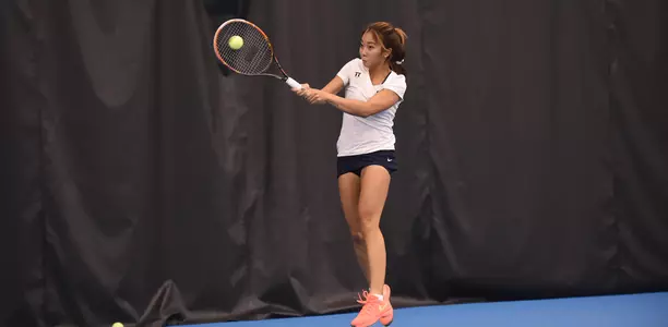 Louise Kwong Women's Tennis 2015-16