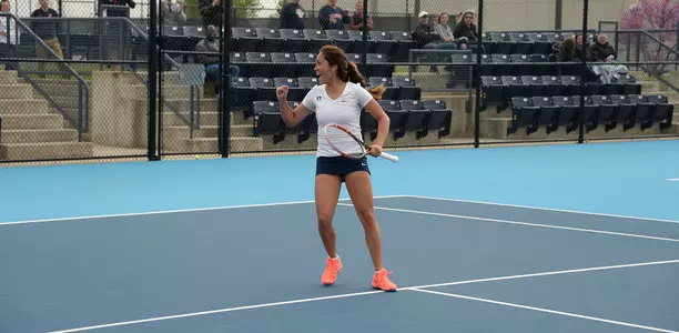Louise Kwong Women's Tennis 2015-16