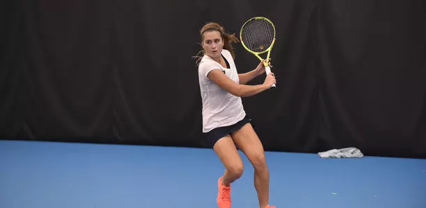 Daniela Pedraza Novak Women's Tennis 2015-16