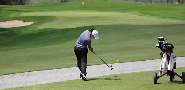 Bing Singhsumalee Women's Golf 2015-16