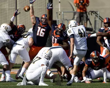 NCAA Football: Murray State at Illinois