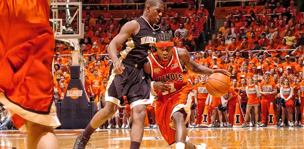 Dee Brown vs. Chris Paul - Dec. 1, 2017