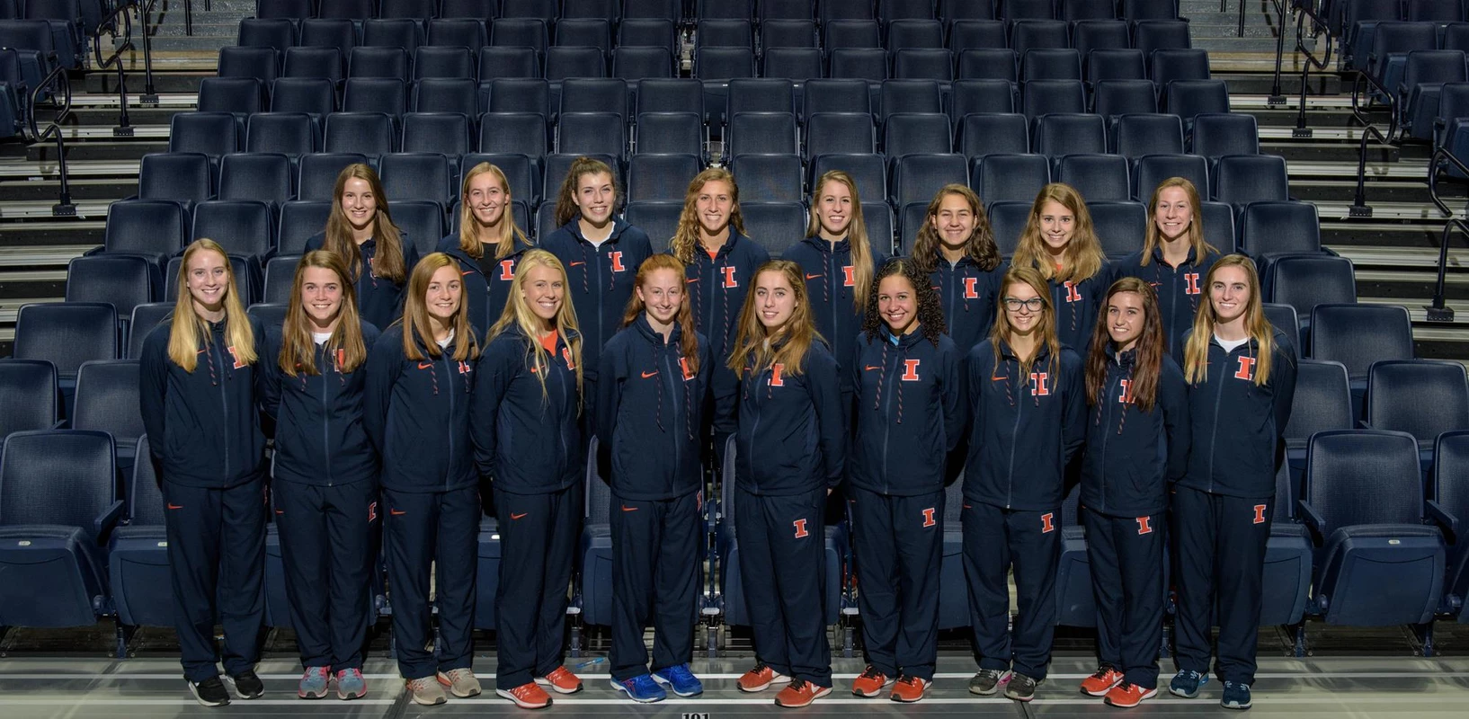 2017-18 Women's Cross Country Team Photo