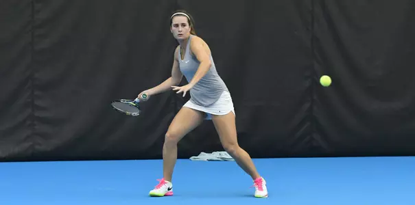 WTen Daniela Pedraza Novak 16-17 1