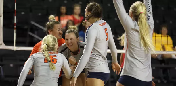 Volleyball Celebration - Western Kentucky