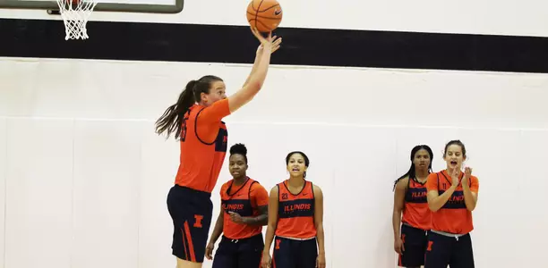 September 28, 2018 Illinois Women's Basketball at First Practice in Champaign, IllinoisPhoto Credit: Jenny Dewar / Illinois Athletics