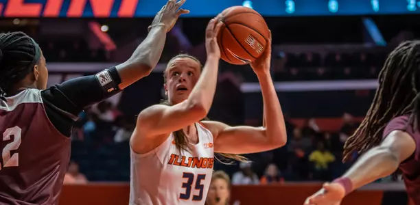 Illinois Fighting Illini forward Alex Wittinger (35)Illinois Women's Basketball vs Alabama A&M in Champaign.November 07, 2018Photo Credit: Michael Glasgow / Illinois Athletics
