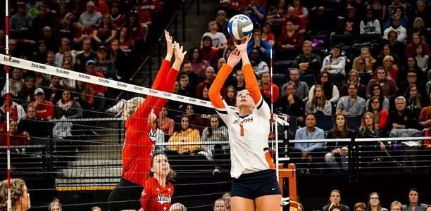 Jordyn Poulter - Illinois Volleyball vs. Nebraska (NCAAs) - 12/13/2018