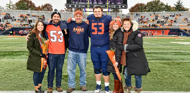 offensive lineman Nick Allegretti of the Illinois Fighting IlliniIllinois Football vs. Iowa in Champaign, IllinoisNovember 17, 2018Photo Credit: Craig Pessman / Illinois Athletics