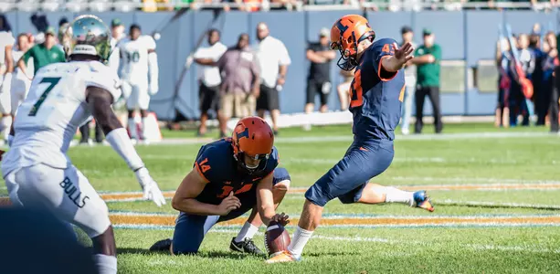 September 15, 2018 Illinois Football vs. South Florida in Champaign, IllinoisPhoto Credit: Bradley Leeb / Illinois Athletics