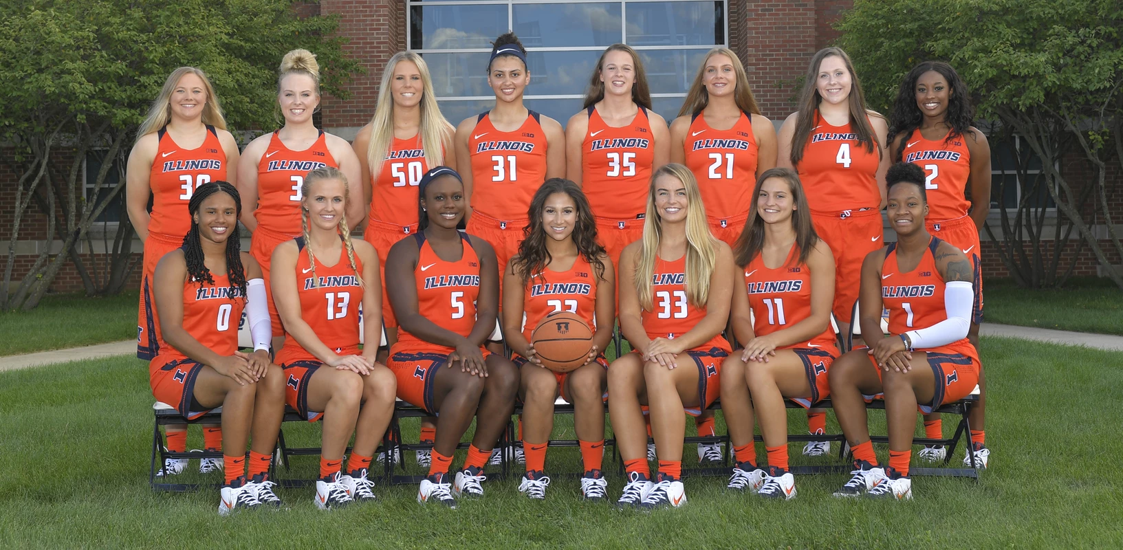 September 17, 2018 Illinois Women's Basketball at Photo Shoot in Champaign, IllinoisPhoto Credit: Mark Jones / Illinois Athletics