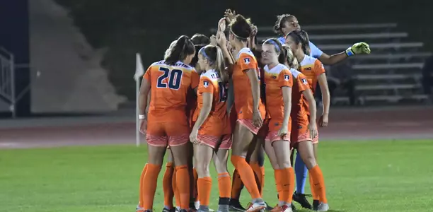 September 22, 2018 Illinois Soccer at Photo Shoot in Champaign, IllinoisPhoto Credit: Cary Frye / Illinois Athletics